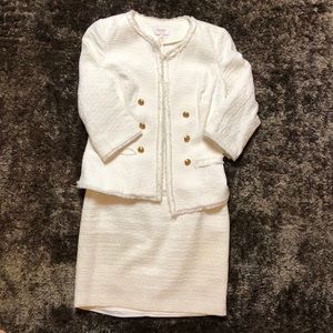 2 piece Laundry by Shelli Segal Suit